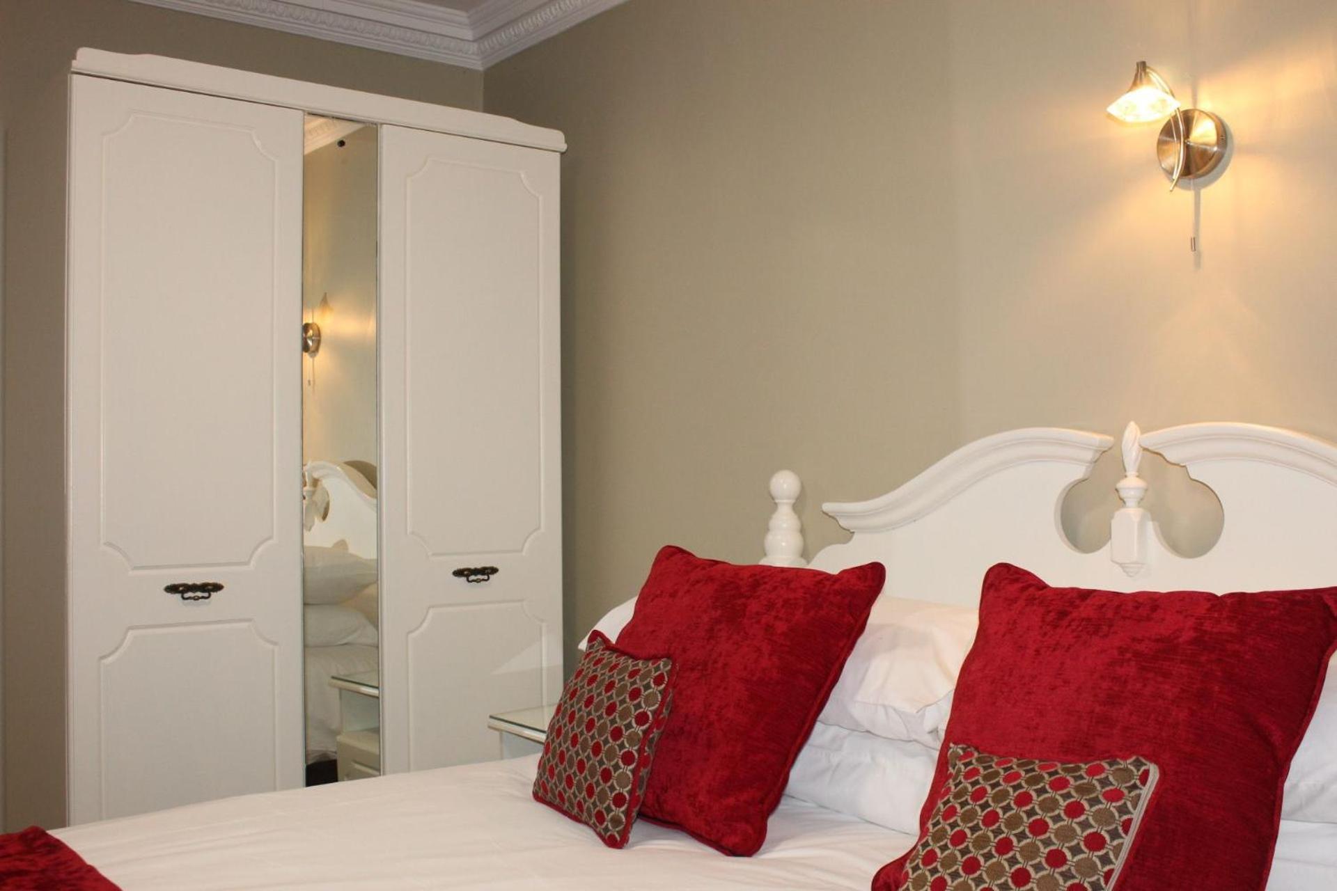 Aran View Country House And Lodge ดูลิน ภายนอก รูปภาพ